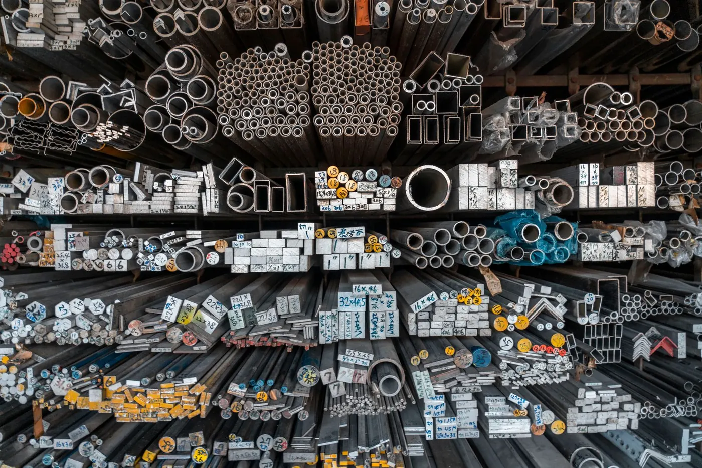 Range of extruded aluminium profiles, tubes and bars